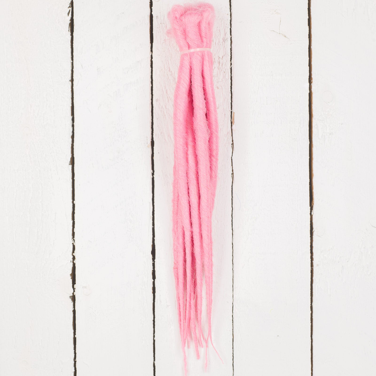 Dreadlab -  Kurz, Einfach-Endende Synthetische Dreadlocks (10 Pack) Gekämmte Extensions