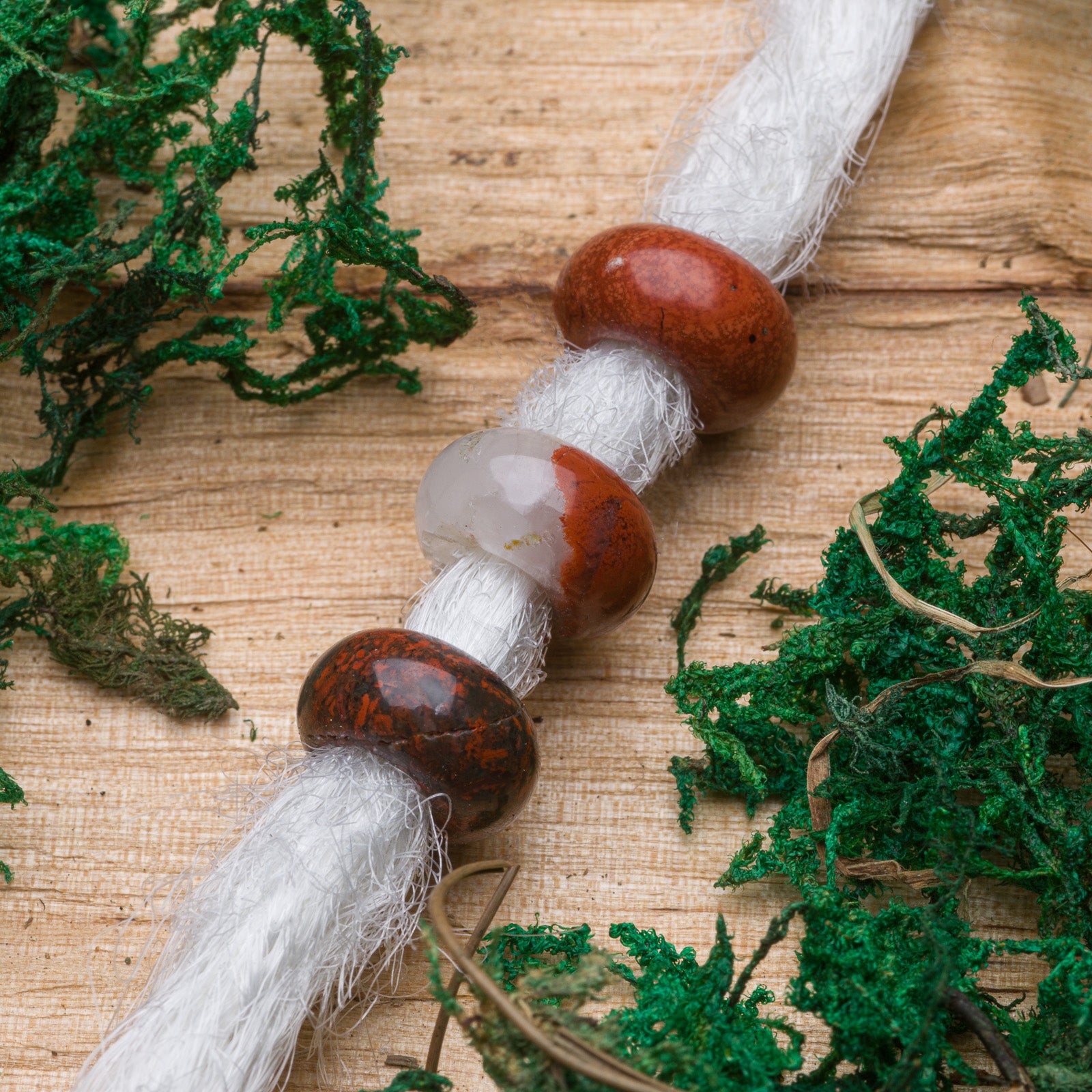 DreadLab - Natürliche Roter Stein Donut Dread Perlen