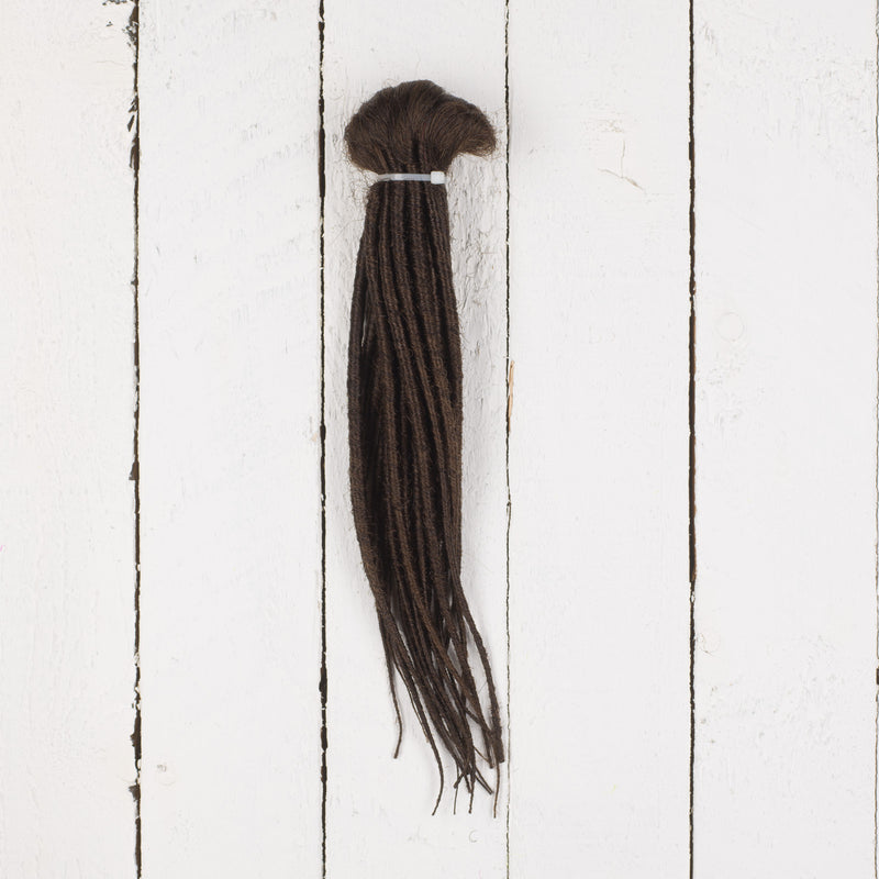 Dreadlab - Kurze Doppel-Endende Syntethische Dreadlocks (10 Pack) Gekämmte Extensions