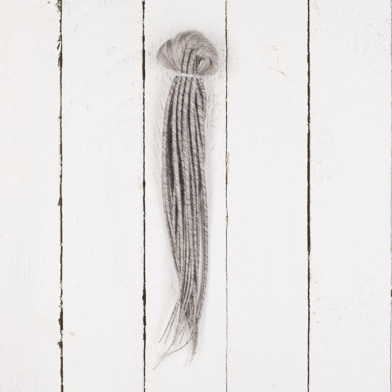 Dreadlab - Kurze Doppel-Endende Syntethische Dreadlocks (10 Pack) Gekämmte Extensions