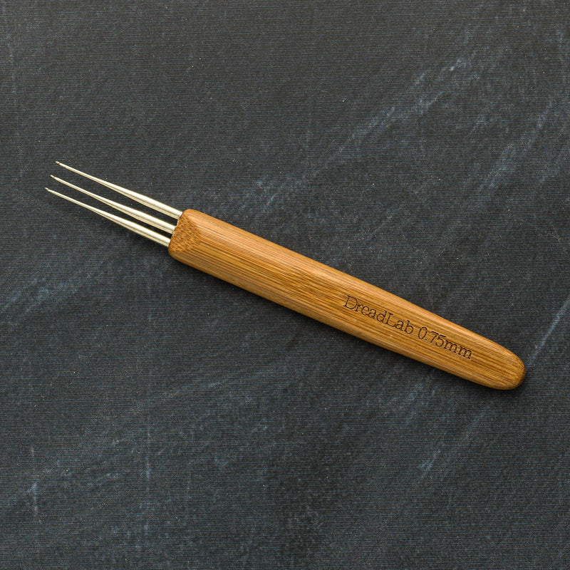 DreadLab - Bamboo Grip Häkelnadel (Viele Größen)